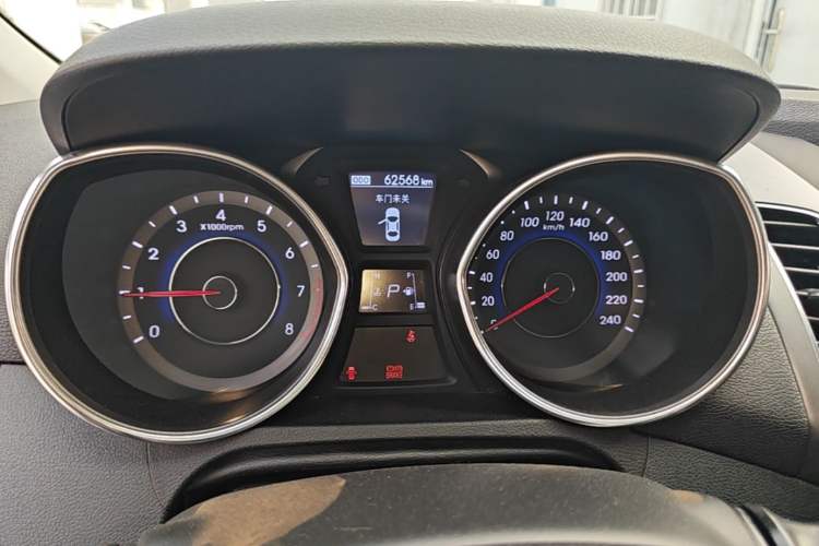 Used Hyundai Elantra (5th Generation / Langdong) 2015 1.6L Automatic Leading Model Instrument Cluster
