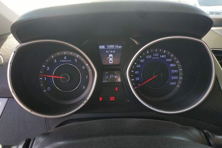 Used Hyundai Elantra (5th Generation / Langdong) 2015 1.6L Automatic Leading Model Instrument Cluster