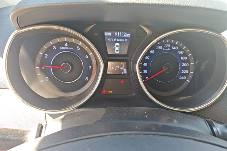 Used Hyundai Elantra (5th Generation / Langdong) 2015 1.6L Automatic Luxury Model Instrument Cluster