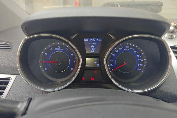 Used Hyundai Elantra (5th Generation / Langdong) 2015 1.6L Manual Leading Model Instrument Cluster