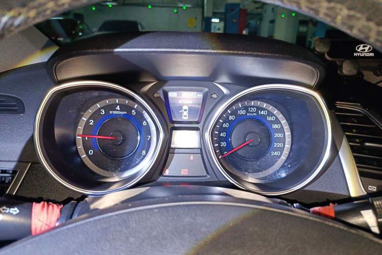 Used Hyundai Elantra (5th Generation / Langdong) 2015 1.6L Automatic Luxury Model Instrument Cluster