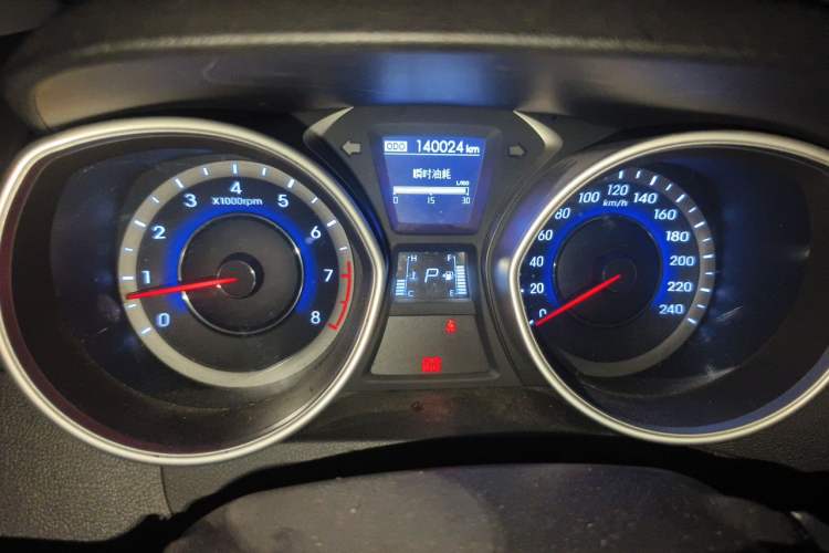 Used Hyundai Elantra (5th Generation / Langdong) 2015 1.6L Automatic Luxury Model Instrument Cluster