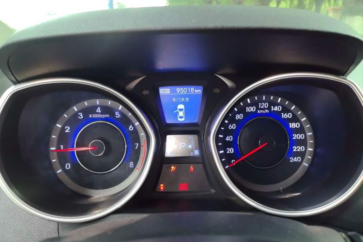 Used Hyundai Elantra (5th Generation / Langdong) 2015 1.6L Automatic Leading Model Instrument Cluster