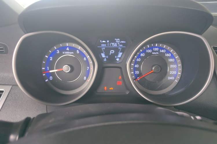 Used Hyundai Elantra (5th Generation / Langdong) 2015 1.6L Automatic Leading Model Instrument Cluster