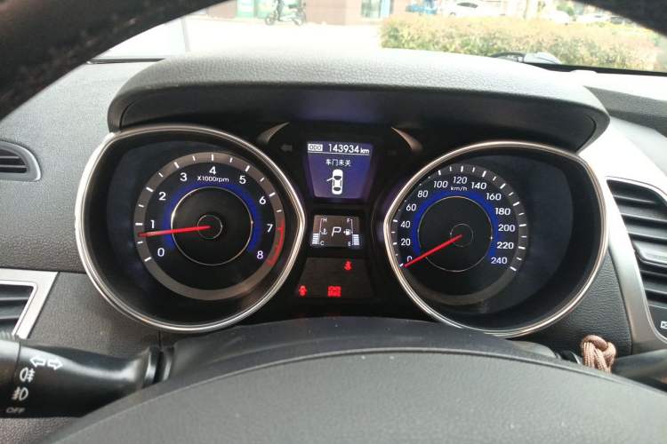 Used Hyundai Elantra (5th Generation / Langdong) 2015 1.6L Automatic Leading Model Instrument Cluster