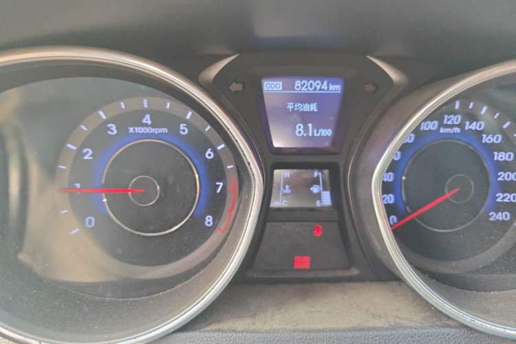 Used Hyundai Elantra (5th Generation / Langdong) 2015 1.6L Manual Leading Model Instrument Cluster