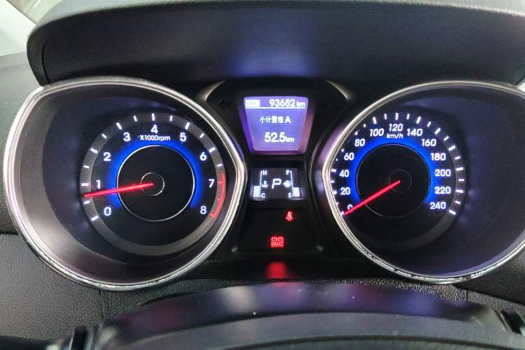 Used Hyundai Elantra (5th Generation / Langdong) 2015 1.6L Automatic Luxury Model Instrument Cluster