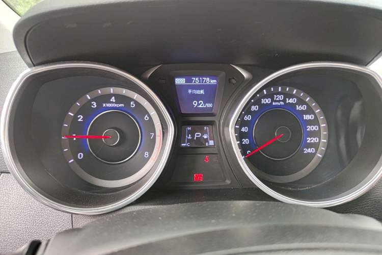 Used Hyundai Elantra (5th Generation / Langdong) 2015 1.6L Automatic Leading Model Instrument Cluster