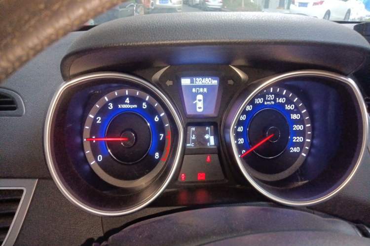 Used Hyundai Elantra (5th Generation / Langdong) 2015 1.6L Manual Leading Model Instrument Cluster