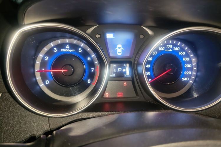 Used Hyundai Elantra (5th Generation / Langdong) 2015 1.6L Automatic Luxury Model Instrument Cluster