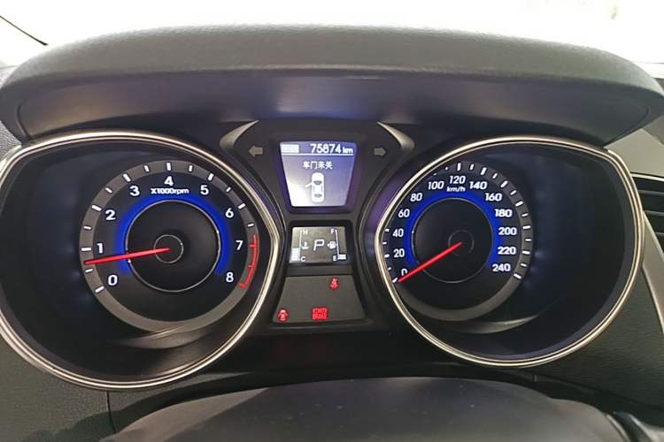 Used Hyundai Elantra (5th Generation / Langdong) 2015 1.6L Automatic Leading Model Instrument Cluster