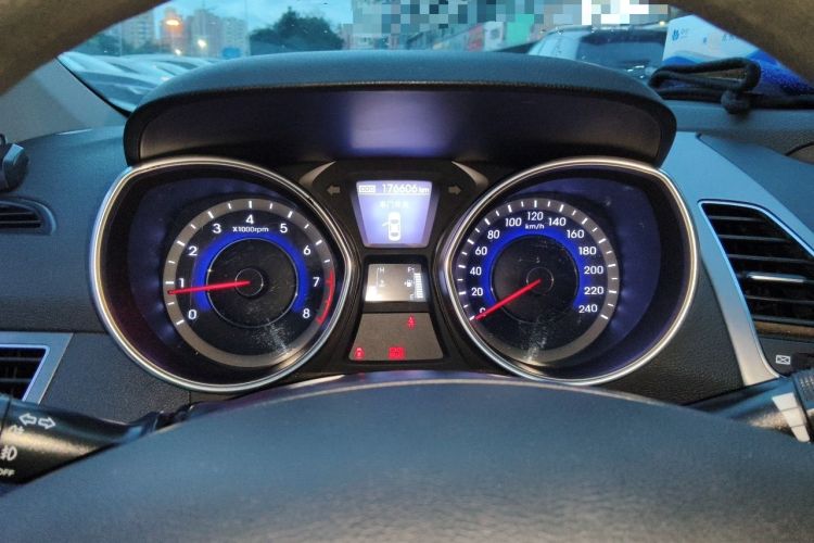 Used Hyundai Elantra (5th Generation / Langdong) 2015 1.6L Manual Leading Model Instrument Cluster