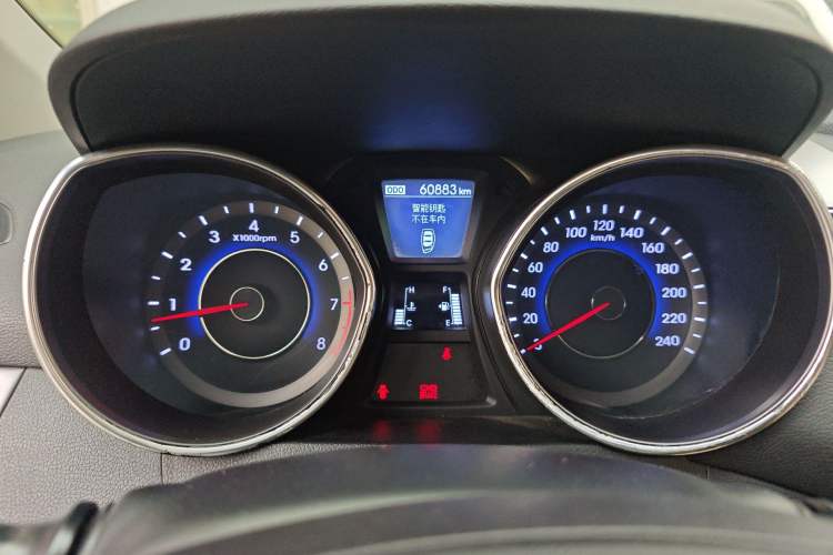 Used Hyundai Elantra (5th Generation / Langdong) 2015 1.6L Manual Leading Model Instrument Cluster