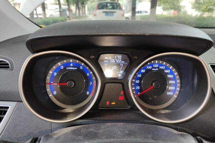 Used Hyundai Elantra (5th Generation / Langdong) 2015 1.6L Automatic Fashion Model Instrument Cluster