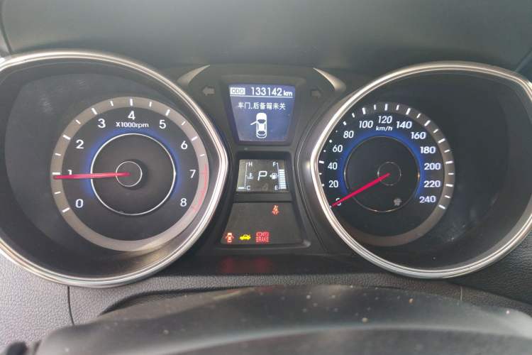 Used Hyundai Elantra (5th Generation / Langdong) 2015 1.6L Automatic Leading Model Instrument Cluster