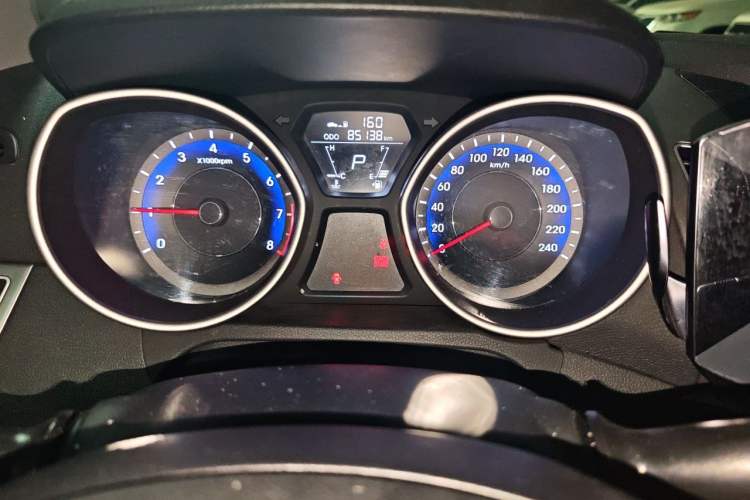 Used Hyundai Elantra (5th Generation / Langdong) 2015 1.6L Automatic Fashion Model Instrument Cluster