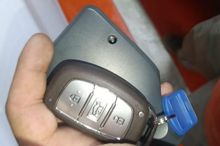 Used Hyundai Elantra (5th Generation / Langdong) 2015 1.6L Automatic Luxury Model Interior 1