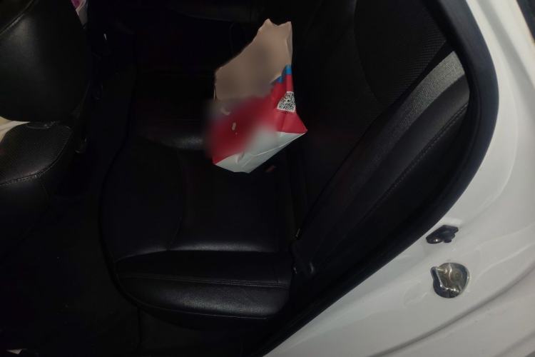 Used Hyundai Elantra (5th Generation / Langdong) 2015 1.6L Automatic Luxury Model Interior 4