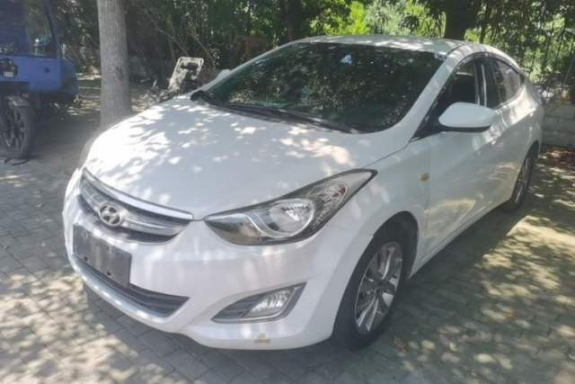 Used Hyundai Elantra (5th Generation / Langdong) 2015 1.6L Manual Fashion Edition