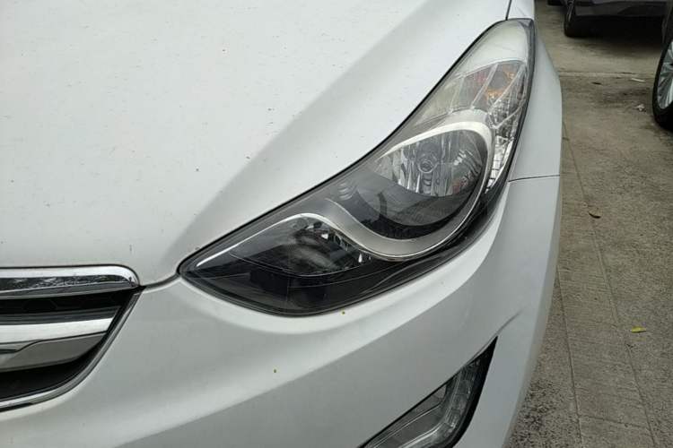 Used Hyundai Elantra (5th Generation / Langdong) 2015 1.6L Manual Leading Model Left Front Headlight