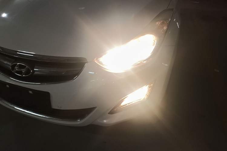 Used Hyundai Elantra (5th Generation / Langdong) 2015 1.6L Automatic Leading Model Left Front Headlight