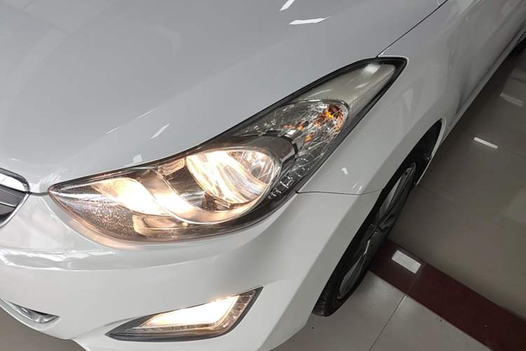 Used Hyundai Elantra (5th Generation / Langdong) 2015 1.6L Automatic Leading Model Left Front Headlight
