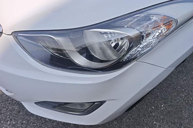 Used Hyundai Elantra (5th Generation / Langdong) 2015 1.6L Automatic Fashion Model Left Front Headlight
