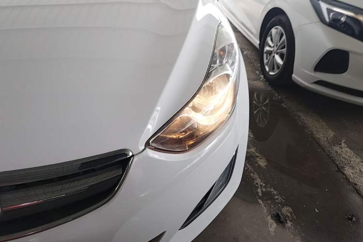 Used Hyundai Elantra (5th Generation / Langdong) 2015 1.6L Automatic Fashion Model Left Front Headlight