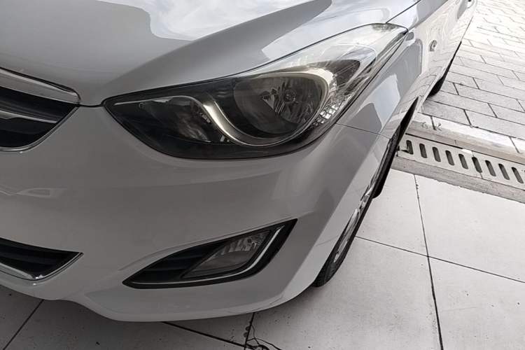 Used Hyundai Elantra (5th Generation / Langdong) 2015 1.6L Automatic Fashion Model Left Front Headlight
