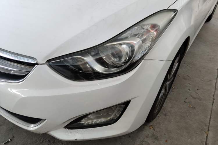 Used Hyundai Elantra (5th Generation / Langdong) 2015 1.6L Automatic Luxury Model Left Front Headlight