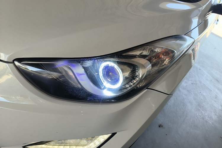 Used Hyundai Elantra (5th Generation / Langdong) 2015 1.6L Automatic Leading Model Left Front Headlight