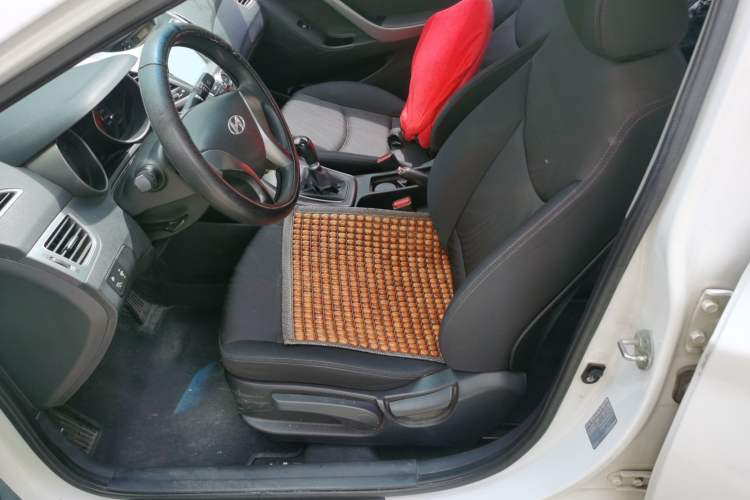 Used Hyundai Elantra (5th Generation / Langdong) 2015 1.6L Manual Fashion Edition Left Front Seat