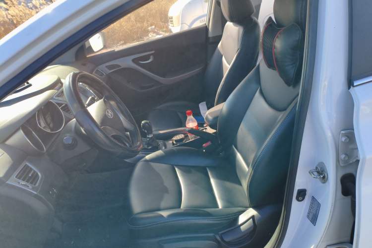 Used Hyundai Elantra (5th Generation / Langdong) 2015 1.6L Manual Leading Model Left Front Seat