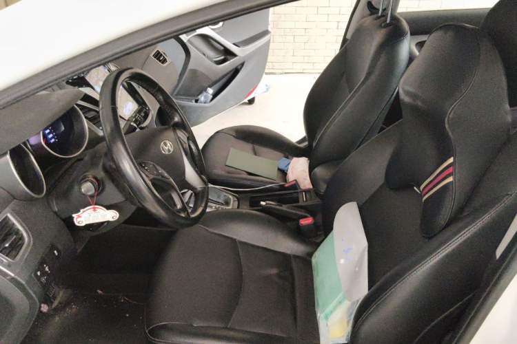 Used Hyundai Elantra (5th Generation / Langdong) 2015 1.6L Automatic Luxury Model Left Front Seat