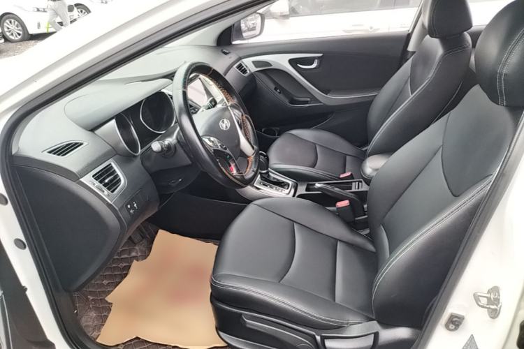 Used Hyundai Elantra (5th Generation / Langdong) 2015 1.6L Automatic Leading Model Left Front Seat