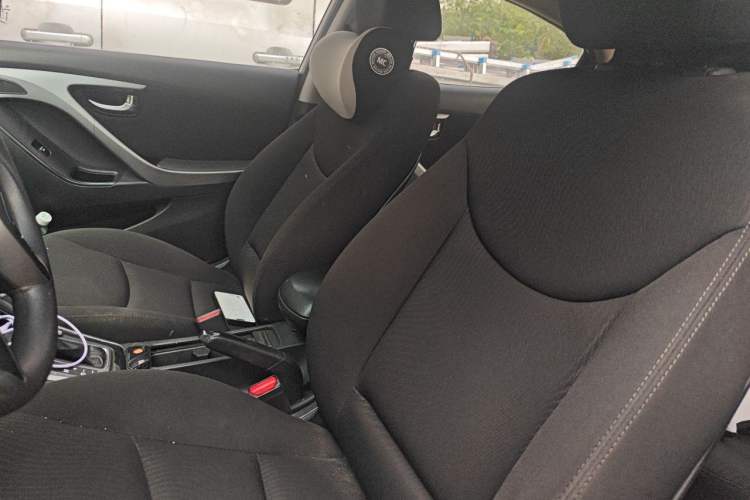Used Hyundai Elantra (5th Generation / Langdong) 2015 1.6L Automatic Leading Model Left Front Seat