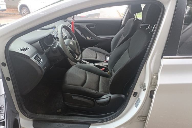 Used Hyundai Elantra (5th Generation / Langdong) 2015 1.6L Automatic Fashion Model Left Front Seat
