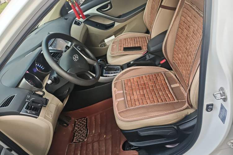 Used Hyundai Elantra (5th Generation / Langdong) 2015 1.6L Automatic Leading Model Left Front Seat