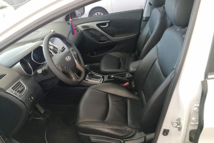 Used Hyundai Elantra (5th Generation / Langdong) 2015 1.6L Automatic Leading Model Left Front Seat