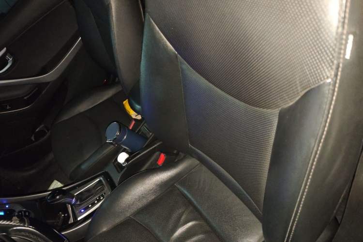 Used Hyundai Elantra (5th Generation / Langdong) 2015 1.6L Automatic Luxury Model Left Front Seat