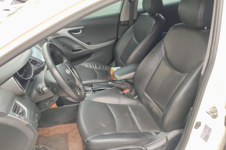Used Hyundai Elantra (5th Generation / Langdong) 2015 1.6L Automatic Luxury Model Left Front Seat