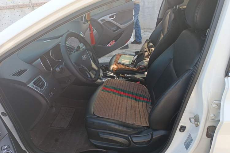 Used Hyundai Elantra (5th Generation / Langdong) 2015 1.6L Automatic Luxury Model Left Front Seat
