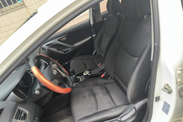 Used Hyundai Elantra (5th Generation / Langdong) 2015 1.6L Manual Fashion Edition Left Front Seat