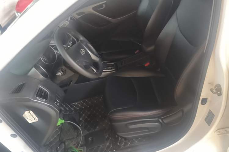 Used Hyundai Elantra (5th Generation / Langdong) 2015 1.6L Automatic Fashion Model Left Front Seat
