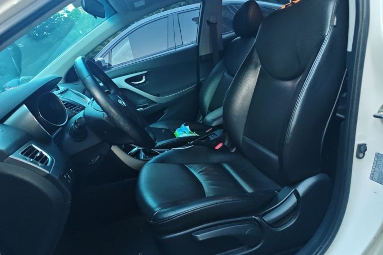 Used Hyundai Elantra (5th Generation / Langdong) 2015 1.6L Automatic Luxury Model Left Front Seat