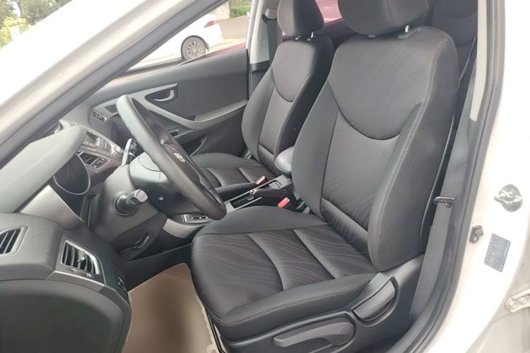 Used Hyundai Elantra (5th Generation / Langdong) 2015 1.6L Automatic Fashion Model Left Front Seat
