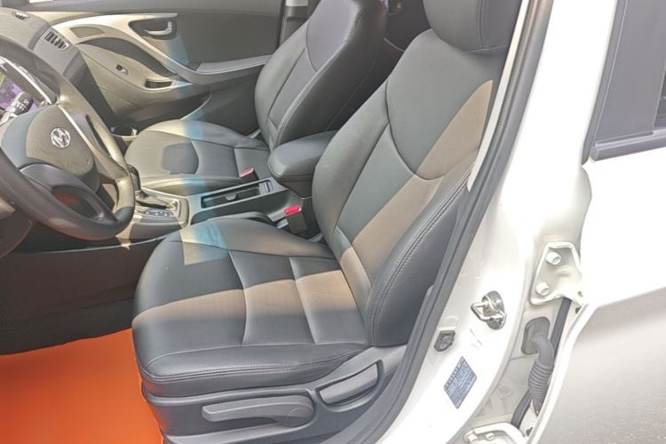Used Hyundai Elantra (5th Generation / Langdong) 2015 1.6L Automatic Fashion Model Left Front Seat