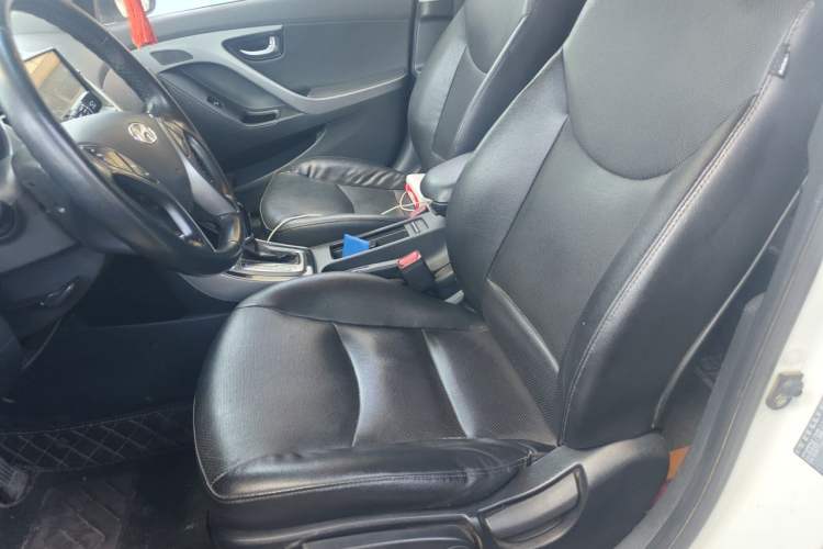 Used Hyundai Elantra (5th Generation / Langdong) 2015 1.6L Automatic Luxury Model Left Front Seat