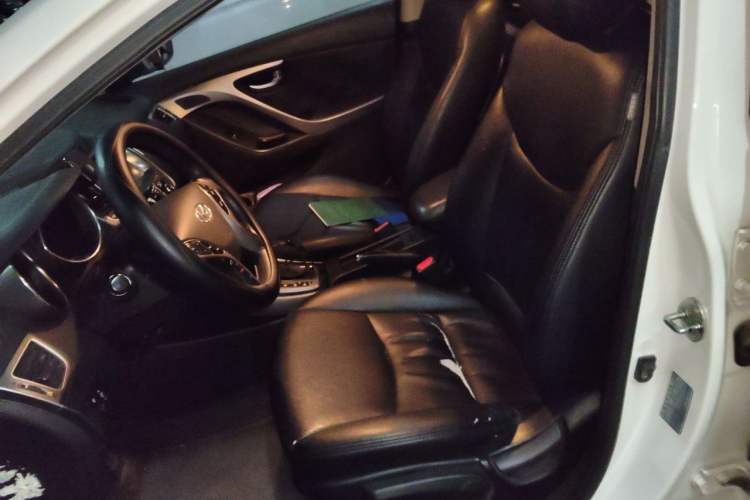 Used Hyundai Elantra (5th Generation / Langdong) 2015 1.6L Automatic Leading Model Left Front Seat