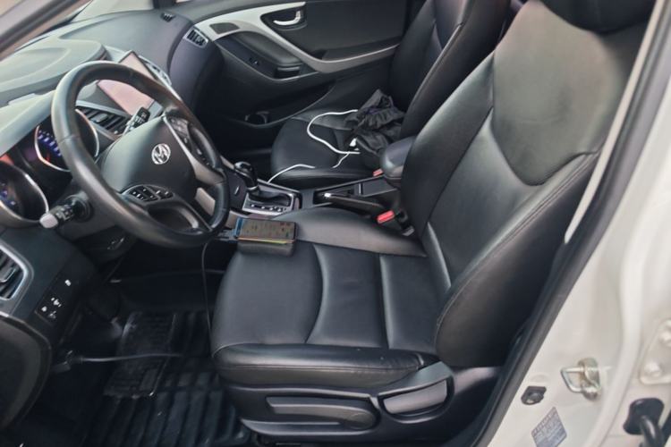 Used Hyundai Elantra (5th Generation / Langdong) 2015 1.6L Automatic Luxury Model Left Front Seat